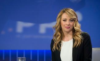 Premio Giulietta 2016 all’attrice e conduttrice Marisa Laurito nel 30° anniversario di “Quelli della notte”