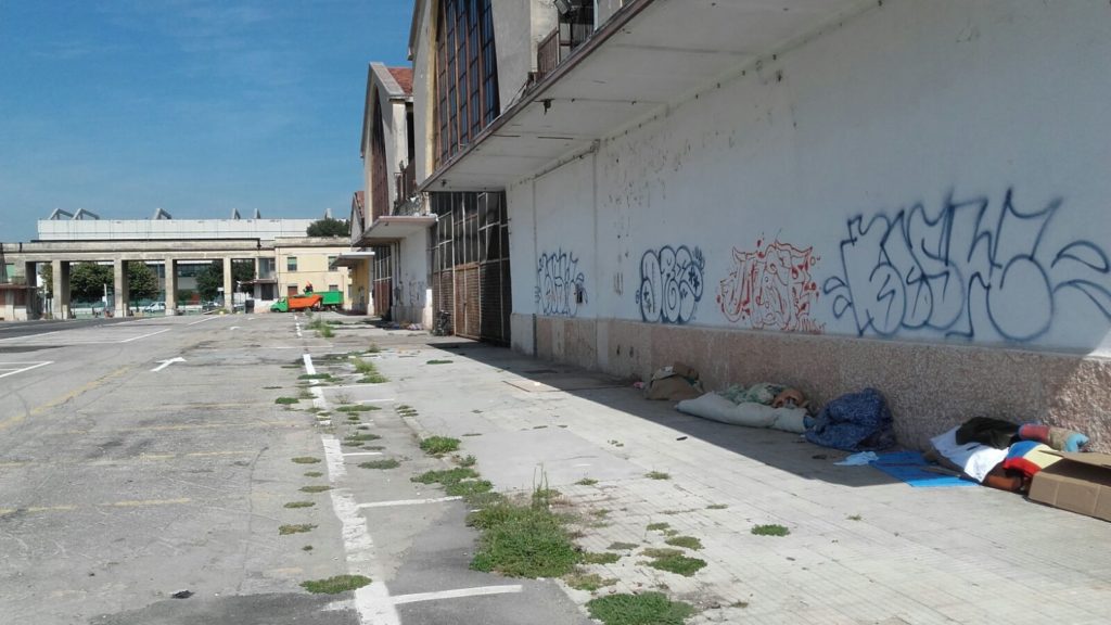 Polizia municipale: sgombero e pulizia area ex mercato ortofrutticolo