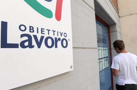 Corso gratuito con stage retribuito per addetto alla riparazione mezzi pesanti.