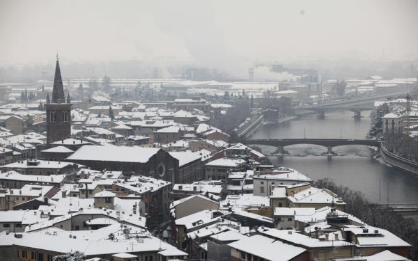 POLIZIA MUNICIPALE, PROTEZIONE CIVILE E AMIA ATTIVE DA DOMENICA SERA PER L’EMERGENZA NEVE