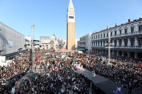 Venezia, telecamere e semafori a S.Marco