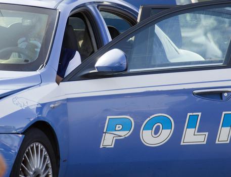 Arrestato a Milano tassista abusivo, ha violentato giovani donne