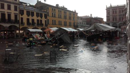 Violento nubifragio su Padova