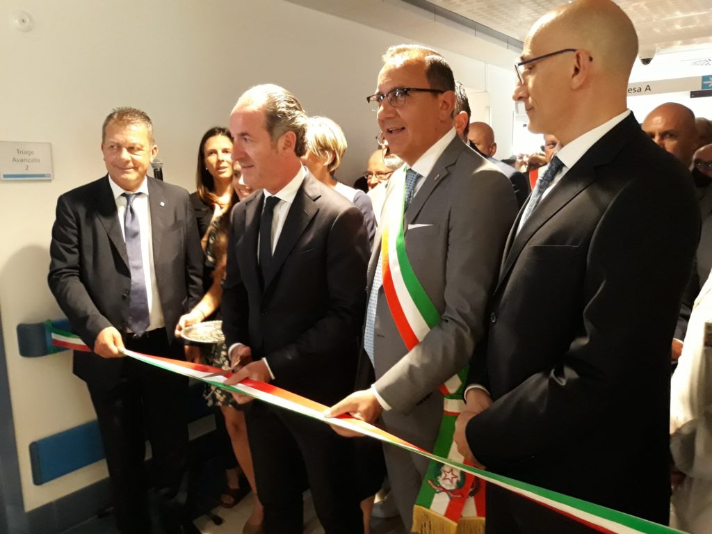 Sanità. Inaugurato da Zaia il nuovo ospedale Magalini di Villafranca (VR). L’incendio resta solo un brutto ricordo.