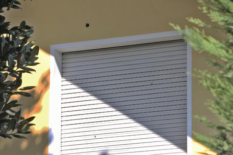 Padova, colpi di pistola contro casa di un giornalista