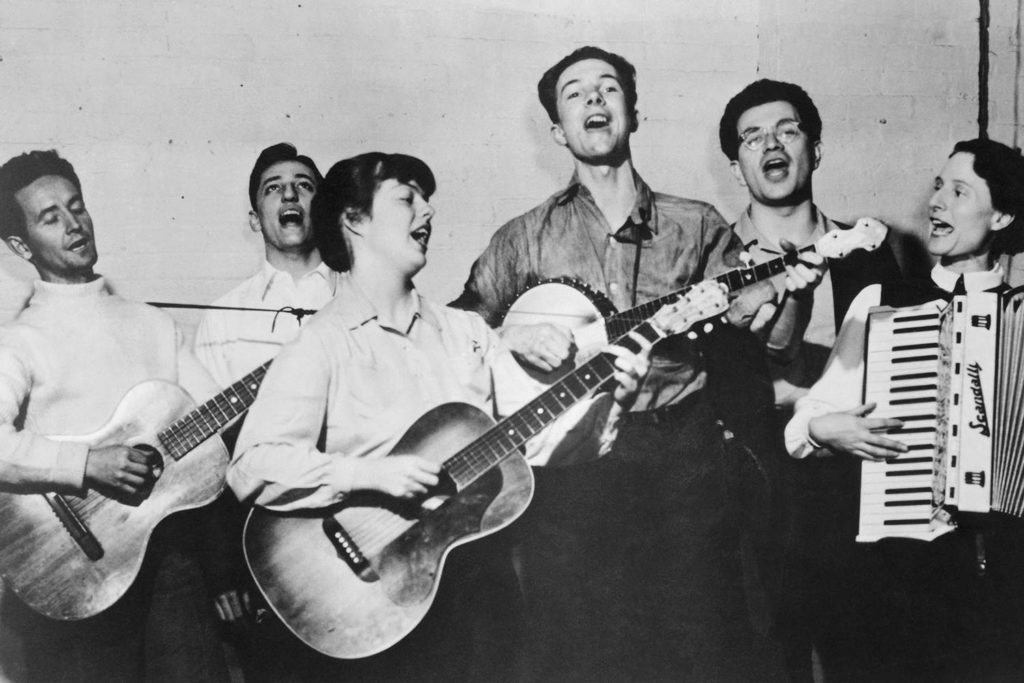 Una giornata di scuola a ritmo di Folk per 300 studenti