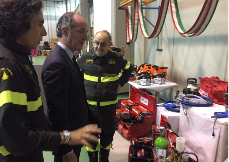 REGIONE CONSEGNA A VVFF VENETO ATTREZZATURE PER 270 MILA EURO. GOVERNATORE, “PREZIOSI PER ABNEGAZIONE E INTEGRAZIONE CON PROTEZIONE CIVILE. VISTI RISULTATI CON TEMPESTA VAIA E MALTEMPO PIU’ RECENTE”