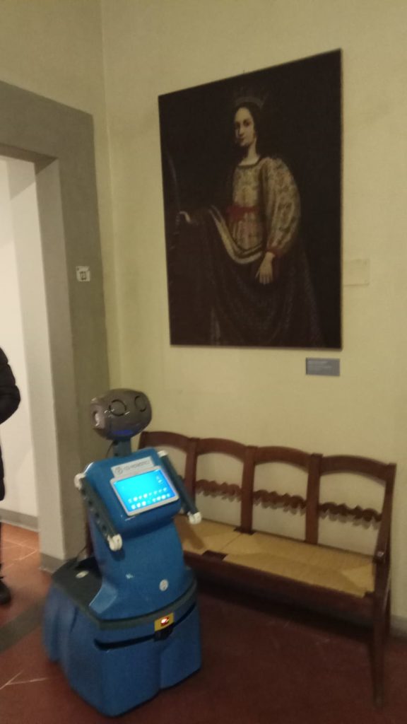 ARRIVA A VERONA C9, IL PRIMO ROBOT RECEPTIONIST IN ITALIA A SERVIZIO DELLA COMUNITÀ