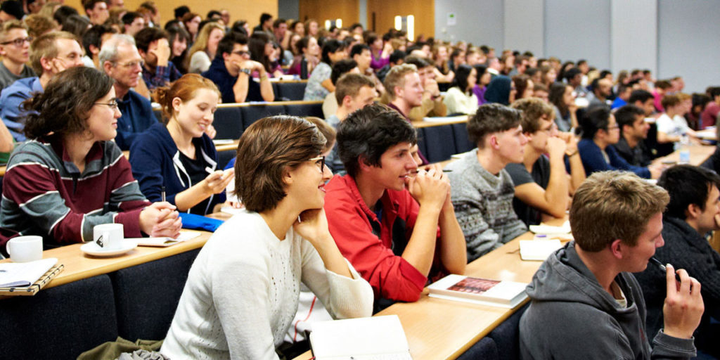 Università: Al via il piano annuale degli interventi per il diritto allo studio in Veneto , dalla regione 47,4 MLN per borse di studio, alloggi, mense e mobilità internazionale INTERNAZIONALE