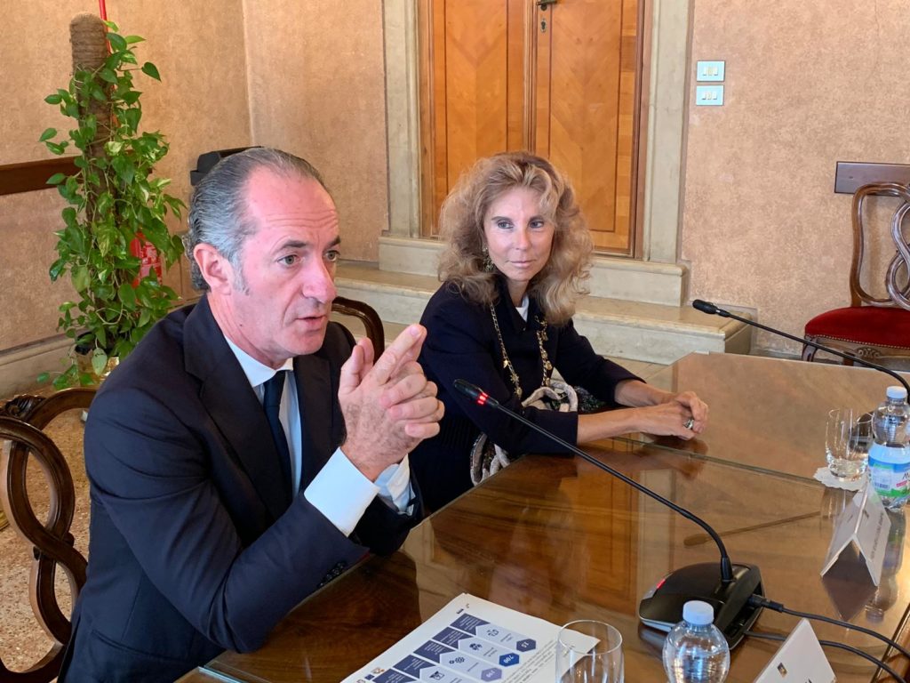 Giustizia: Regione Veneto sostiene miglioramento efficienza uffici giudiziari con progetto FSE da 3 mln di euro – Nuova guida ai servizi e bilancio sociale della Corte di Appello di Venezia
