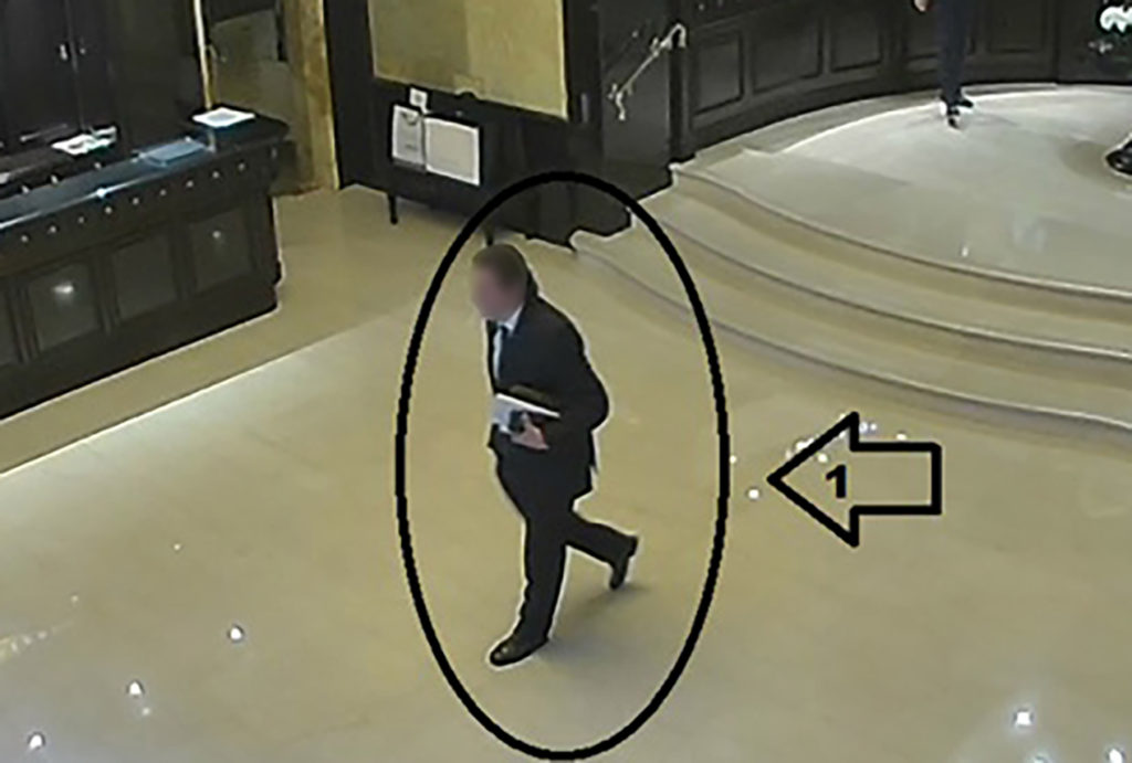 Polizia Locale. Elegante e con il cartellino sul petto, si fingeva tecnico per rubare nelle stanze d’albergo