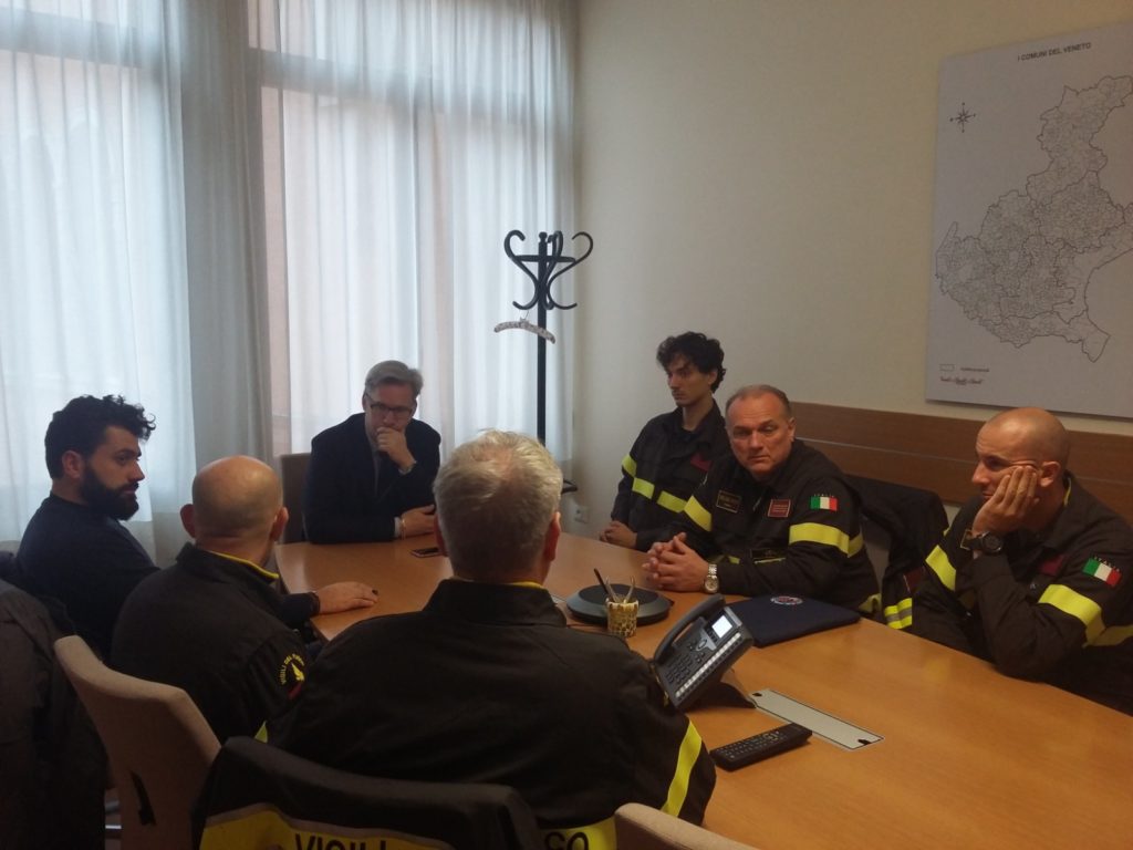 Protezione civile. Assessore Bottacin incontra rappresentanti Conapo. “Massimo impegno a sostegno dei Vigili del Fuoco. 540 mila euro già messi a bilancio per il 2020”