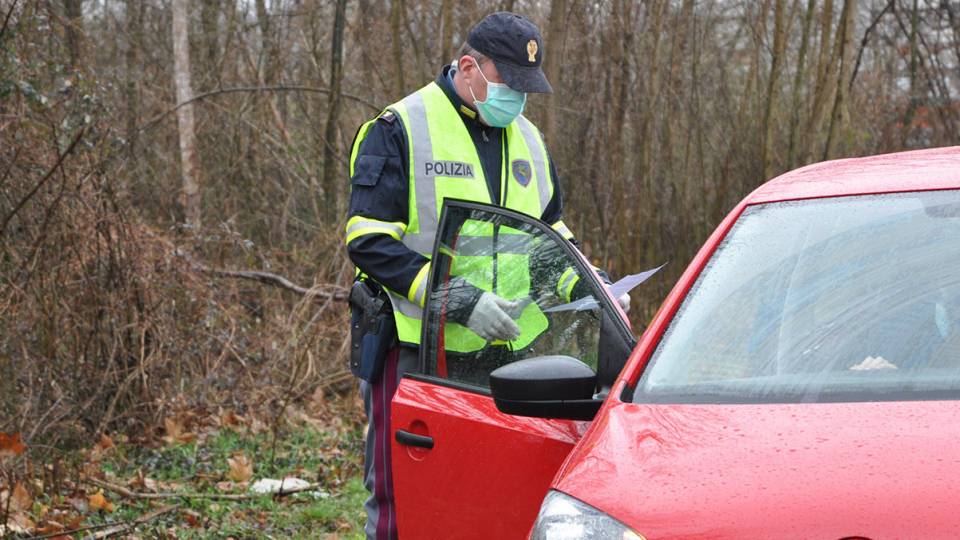 Comunicazione COVID-19 denuncia per violazione del divieto di spostamento