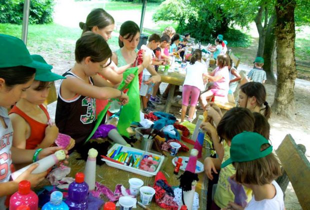 La Giunta approva l’organizzazione delle attività ludico-educative per l’estate 2020. Romor: “Avviamo le procedure per farci trovare pronti se le misure di restrizione da Covid-19 consentiranno ai bambini di partecipare ai Centri estivi”