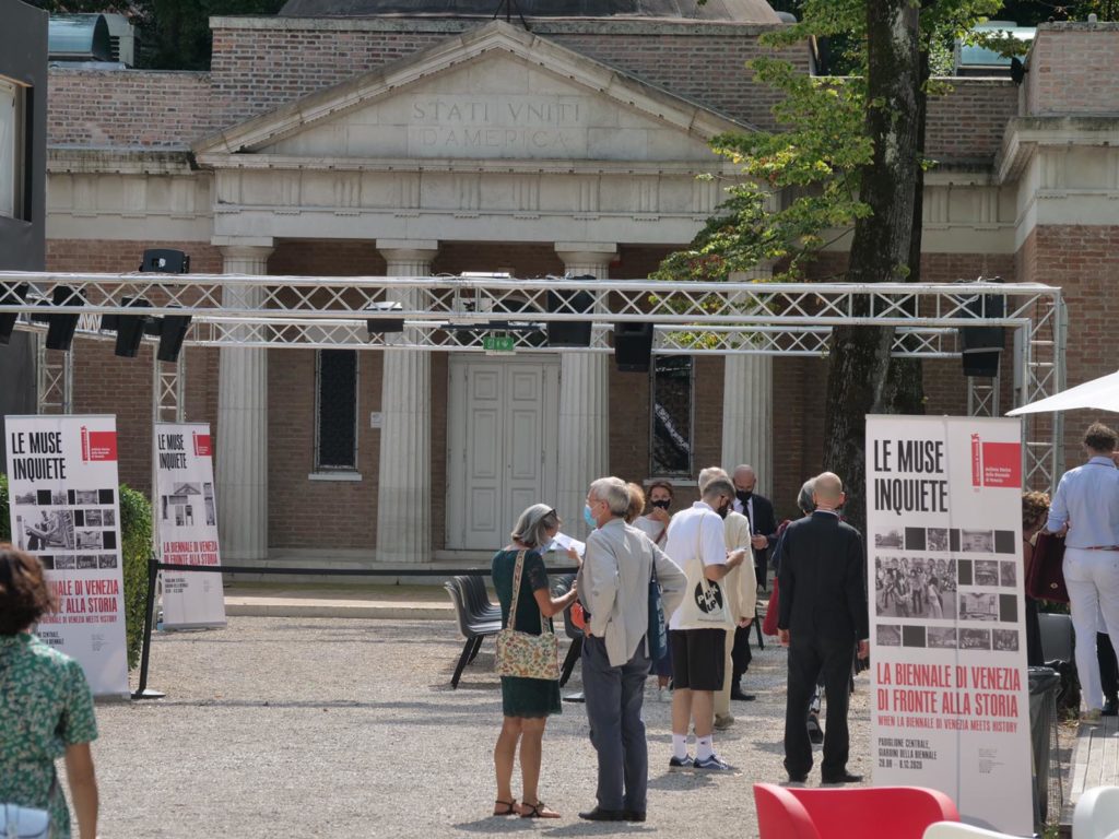 Biennale di Venezia: fino all’8 dicembre al Padiglione centrale dei Giardini la mostra “Le muse inquiete. La Biennale di fronte alla storia”