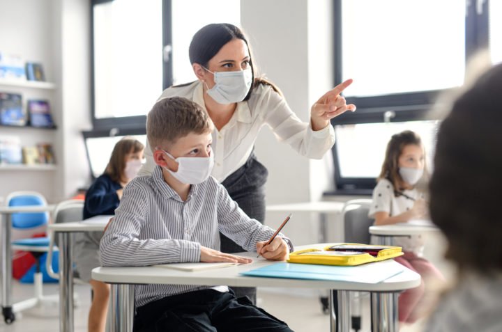 CNDDU chiede aumento di stipendio per i docenti: carico di lavoro aumentato