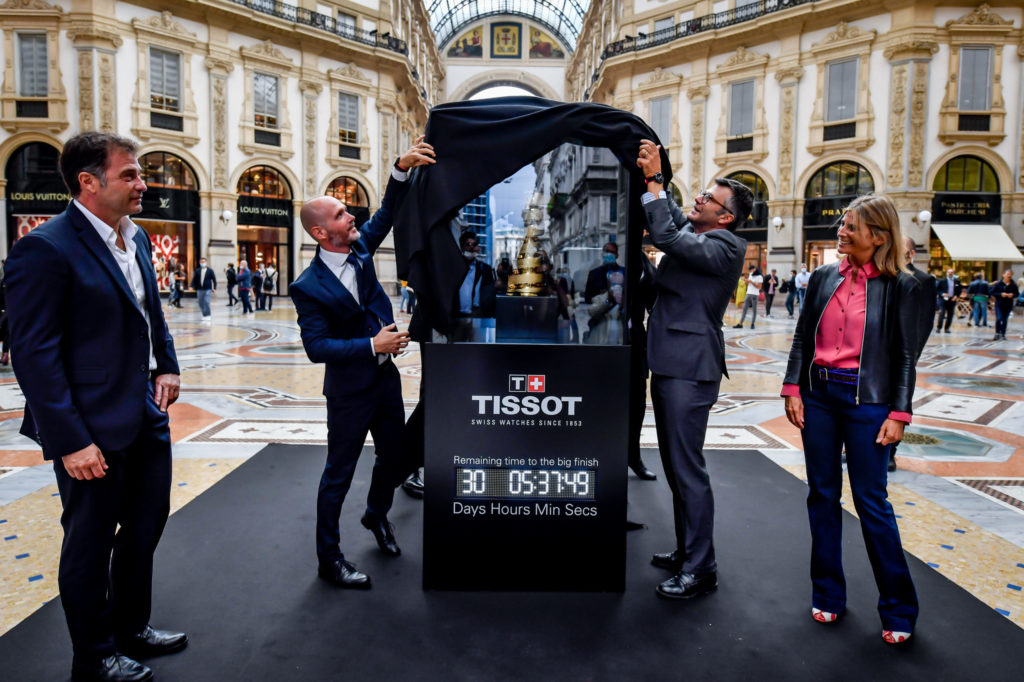Il Trofeo Senza Fine attende a Milano il vincitore del Giro 103