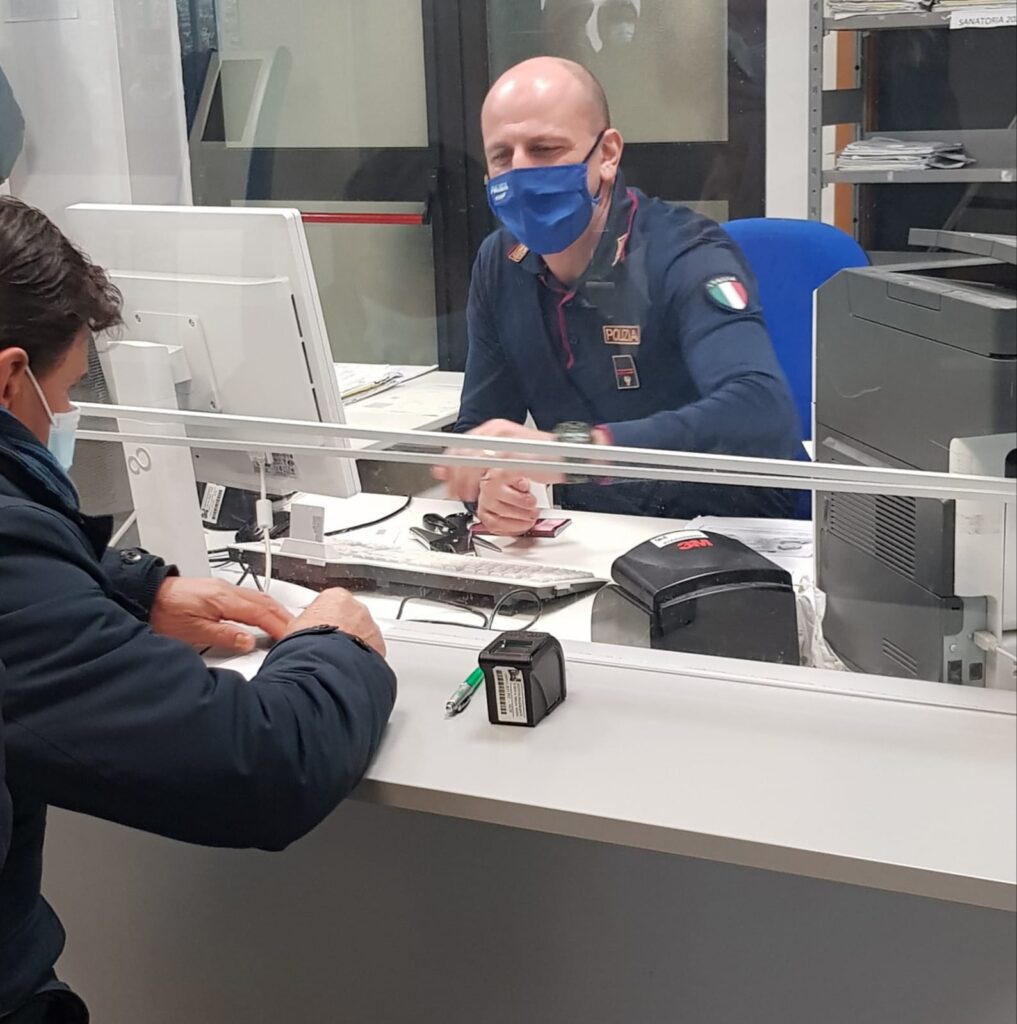 Verona. Si presenta in Questura per il rilascio del permesso di soggiorno con un passaporto falso: arrestato dalla Polizia di Stato un cittadino del Mali