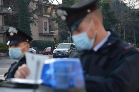 Coronavirus, ieri sanzionate cinque persone: tre per mancato uso della mascherina e due per violazione del coprifuoco