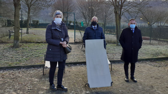 Le scuole dell’infanzia donano brandine dismesse al canile di Gogna. L’iniziativa rientra tra i progetti educativi dedicati alla tutela dell’ambiente e al riutilizzo dei rifiuti