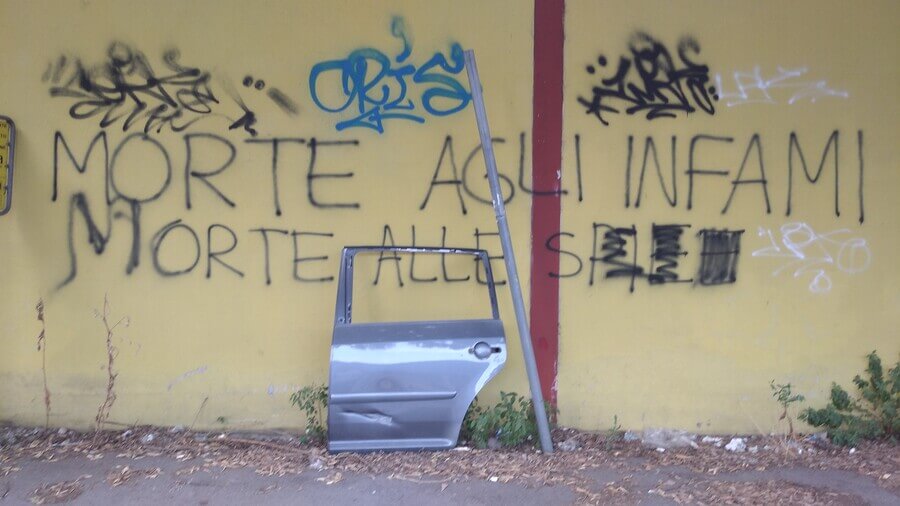 L’Altra Verona… Vandalismo impunito