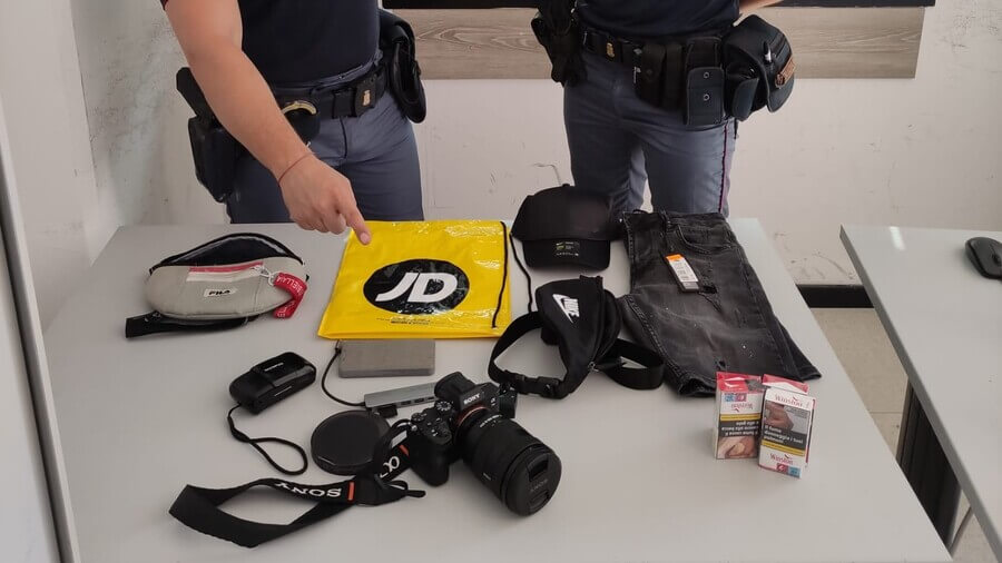 Derubati due turisti tedeschi in zona stadio a Verona. Tre giovani arrestati dalla Polizia
