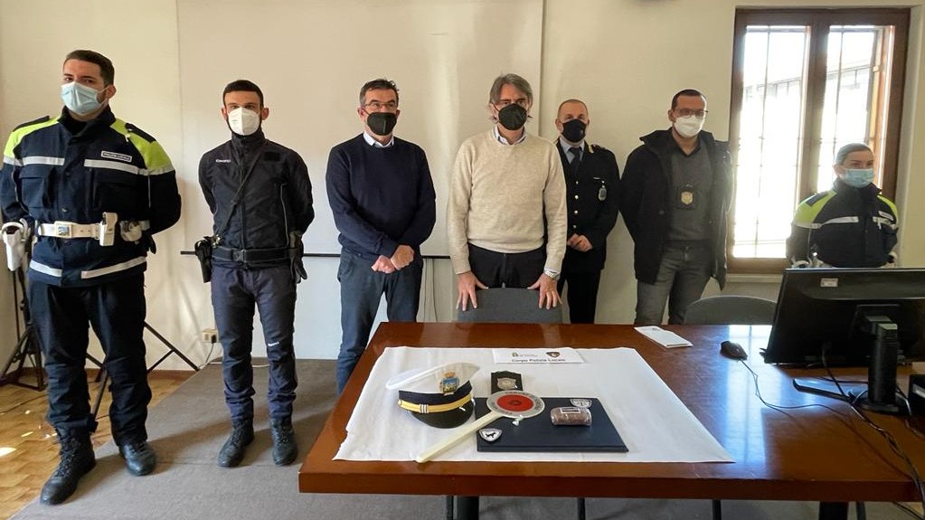 Trovato con hashish e cocaina nelle scarpe. Arrestato marocchino 37enne ai bastioni