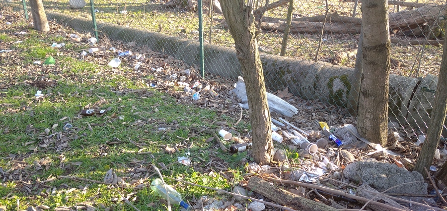 L’Altra Verona… Fattori inquinanti in via Forte Tomba. Le foto-documento